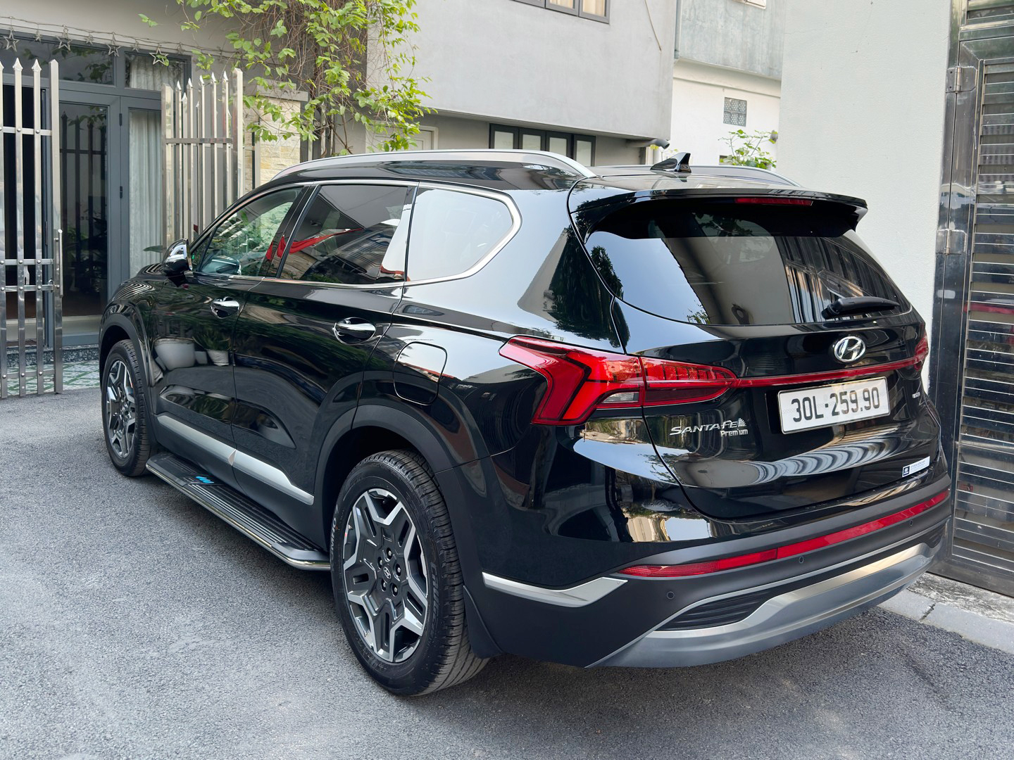 Xe 7 chỗ - Hyundai Santafe