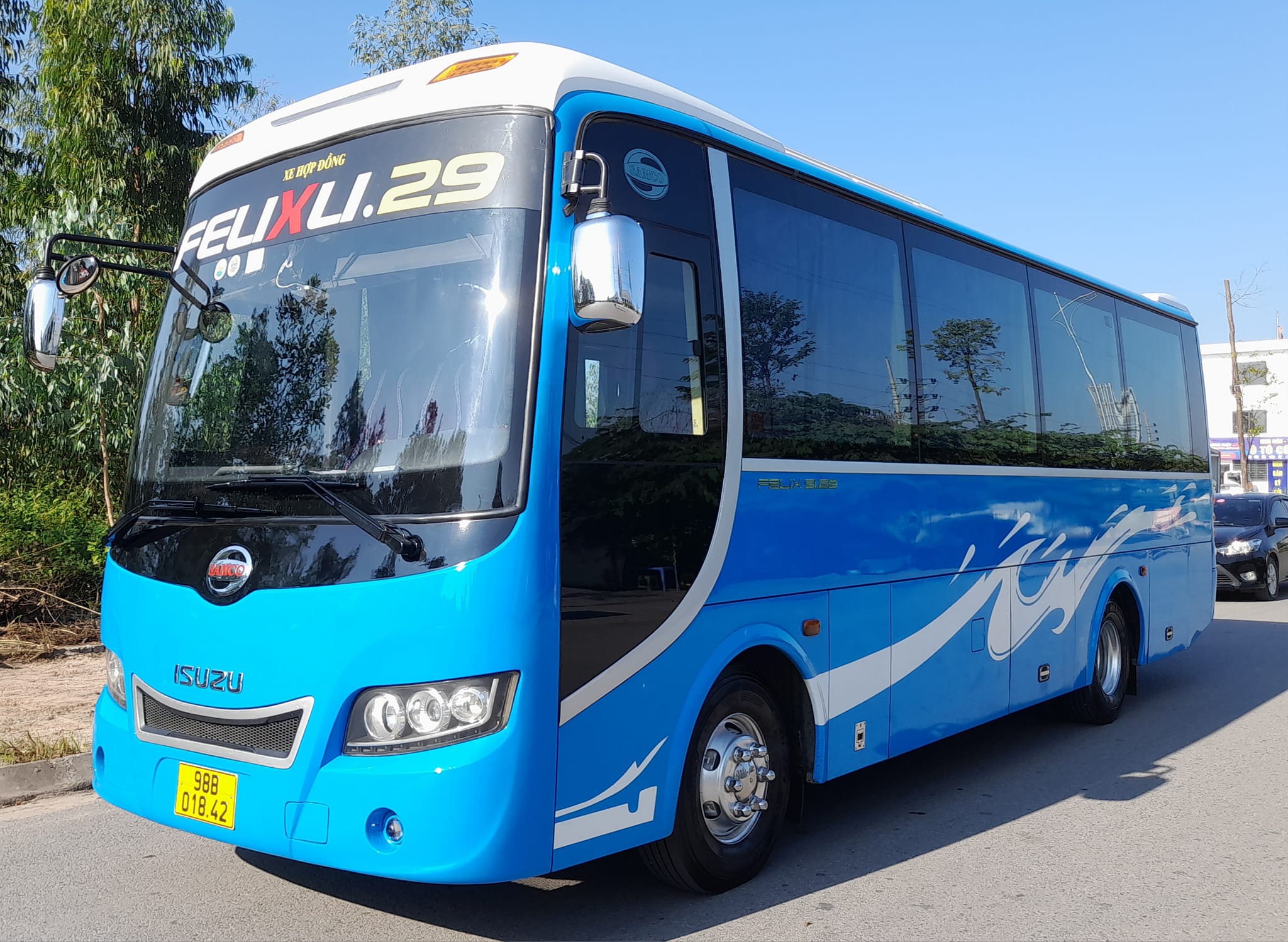 Xe 35 chỗ - Isuzu Samco